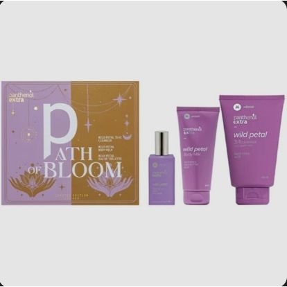 Panthenol Extra Promo Path of Bloom με Wild Petal 3in1 Cleanser Σαμπουάν-Αφρόλουτρο, 200ml & Wild Petal Body Milk Ενυδατικό Γαλάκτωμα Σώματος, 100ml & Wild Petal Eau De Toilette Γυναικείο Άρωμα, 50ml, 1σετ