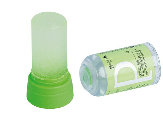 Panthenol Extra Aloe Vera & Green Tea Crystal Deo Αποσμητικό Roll-On με Αλόη & Πράσινο Τσάι, 80g